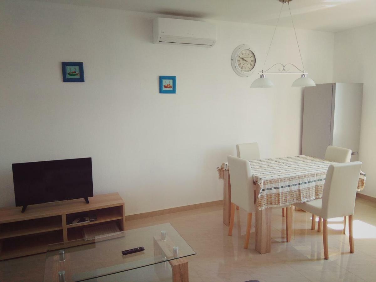 Apartman Postira Rot Exterior photo